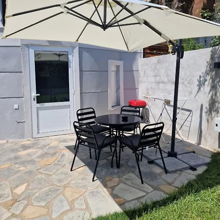 Aneli Garden House * Nea Iraklitsa