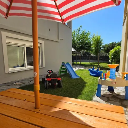 Aneli Garden House *